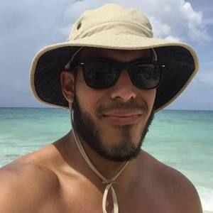 Meet your Posher, Dustin